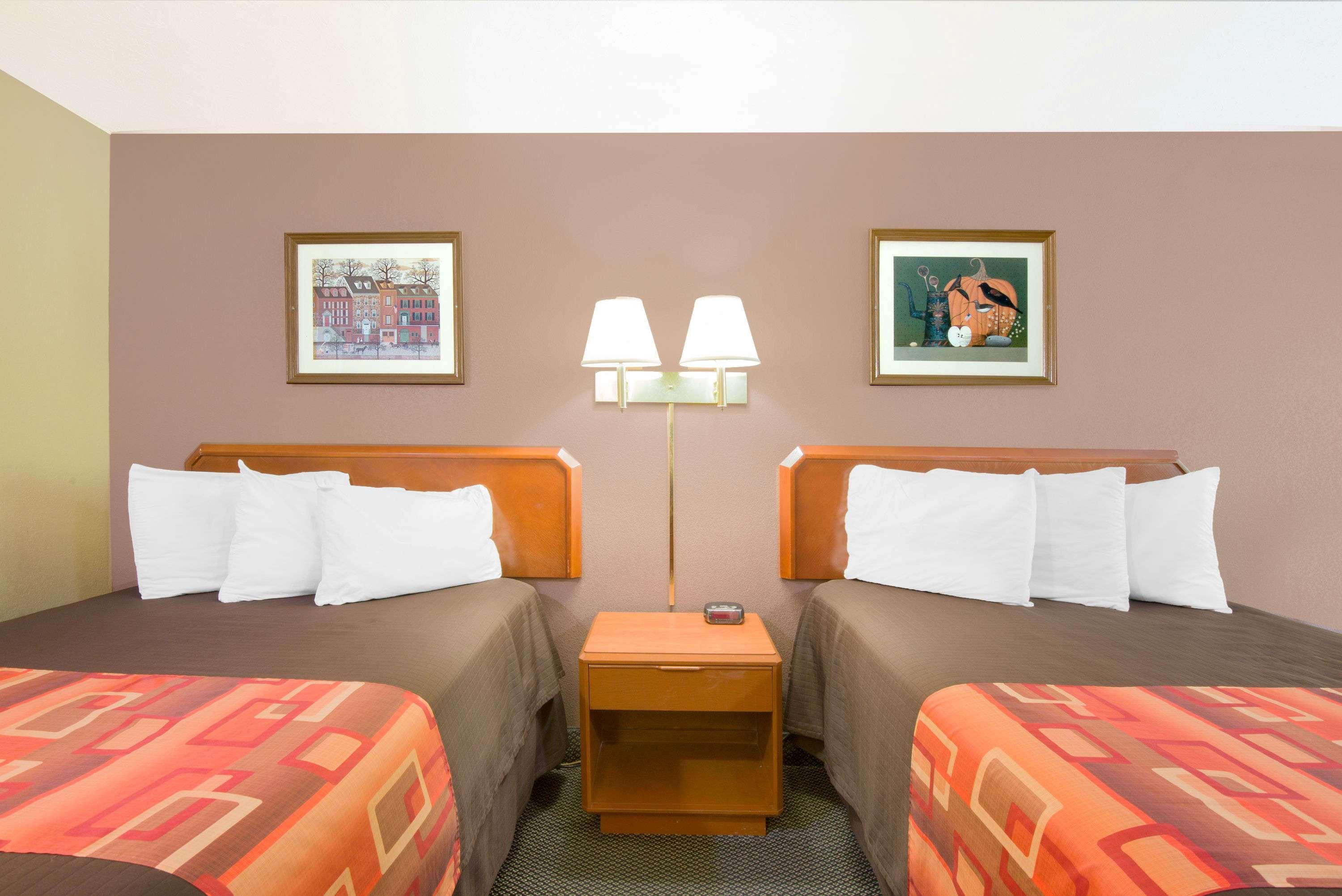 Travelodge By Wyndham Mansfield Esterno foto